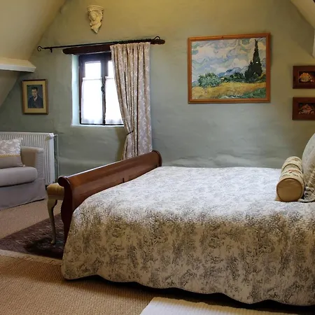 Oda ve Kahvaltı La Metairie Des Songes